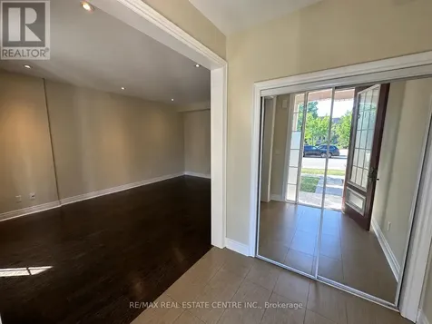 2491 Postmaster Drive Oakville (wm Westmount) ON L6M 0L5