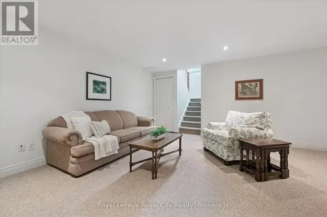 135 Hume Road Puslinch ON N0B 2J0
