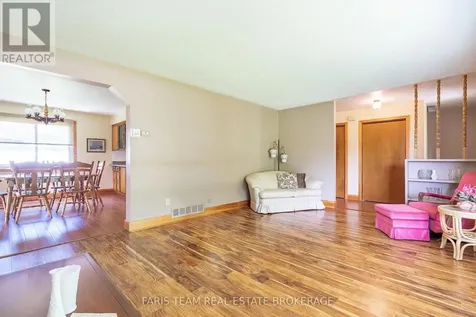 2966 George Johnston Road Springwater ON L9X 1T8
