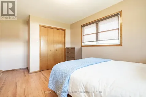 2966 George Johnston Road Springwater ON L9X 1T8