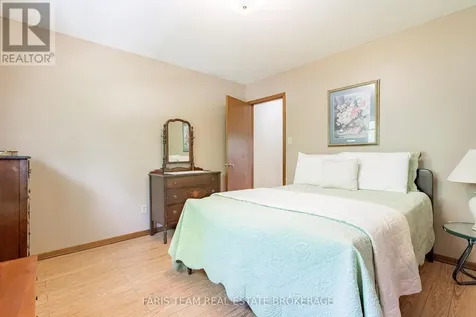 2966 George Johnston Road Springwater ON L9X 1T8