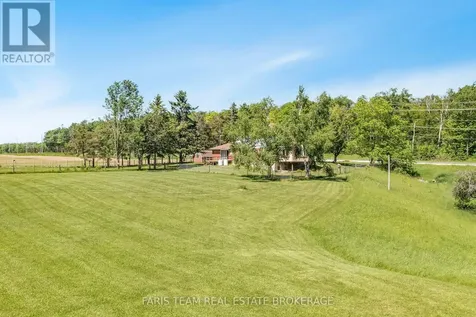 2966 George Johnston Road Springwater ON L9X 1T8