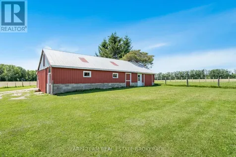 2966 George Johnston Road Springwater ON L9X 1T8