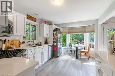 907 Doon Village Road Kitchener ON N2P 1A1
