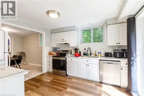 907 Doon Village Road Kitchener ON N2P 1A1