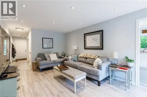 907 Doon Village Road Kitchener ON N2P 1A1