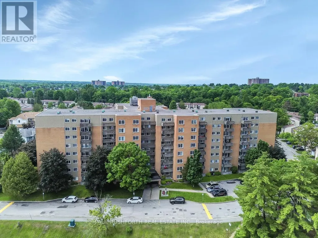 1599 Lassiter Terrace Ottawa ON K1J 8R6