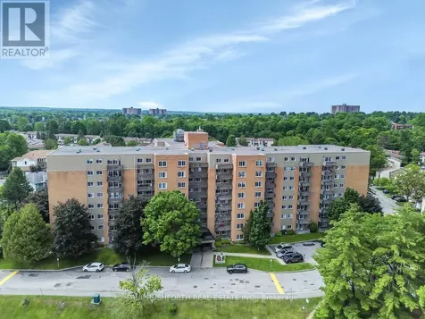 1599 Lassiter Terrace Ottawa ON K1J 8R6