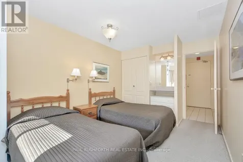 1599 Lassiter Terrace Ottawa ON K1J 8R6