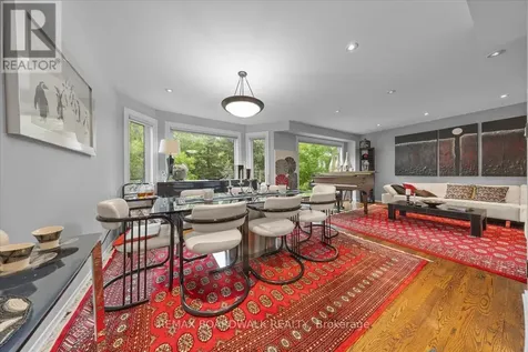 24 Hackett Street Ottawa ON K1V 0P7