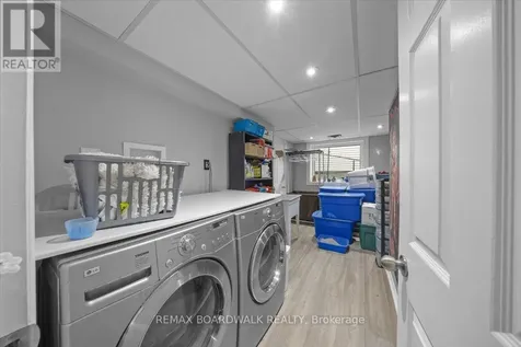 24 Hackett Street Ottawa ON K1V 0P7