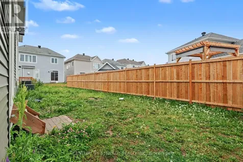 1852 Haiku Street Ottawa ON K2J 6W6