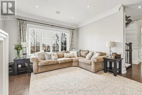 476 Patricia Drive Burlington (bayview) ON L7T 1K2
