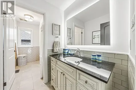 476 Patricia Drive Burlington (bayview) ON L7T 1K2