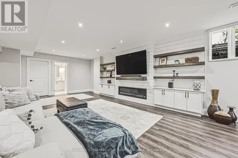 476 Patricia Drive Burlington (bayview) ON L7T 1K2