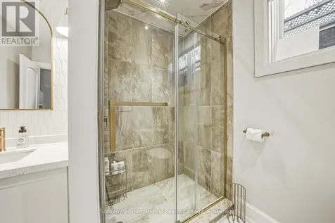 476 Patricia Drive Burlington (bayview) ON L7T 1K2