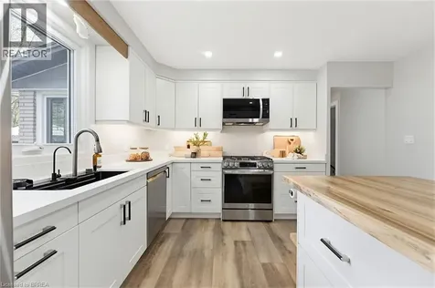 24 Magnolia Street Brantford ON N3R 1P8