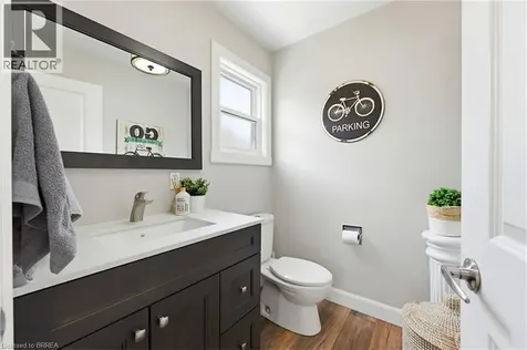 24 Magnolia Street Brantford ON N3R 1P8