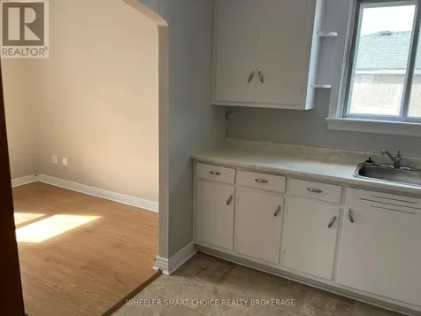 202 Jarvis Street Cornwall ON K6H 5J3