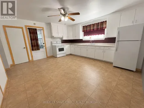 202 Jarvis Street Cornwall ON K6H 5J3