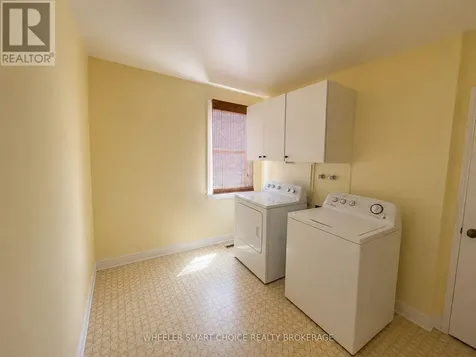 202 Jarvis Street Cornwall ON K6H 5J3