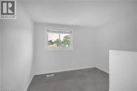 210 Golden Orchard Drive Hamilton ON L9C 6J7