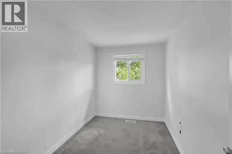 210 Golden Orchard Drive Hamilton ON L9C 6J7