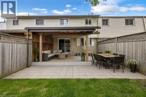 210 Golden Orchard Drive Hamilton ON L9C 6J7