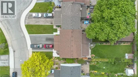 210 Golden Orchard Drive Hamilton ON L9C 6J7