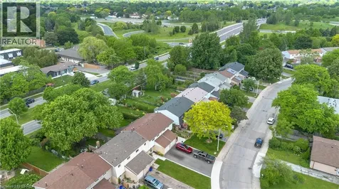 210 Golden Orchard Drive Hamilton ON L9C 6J7