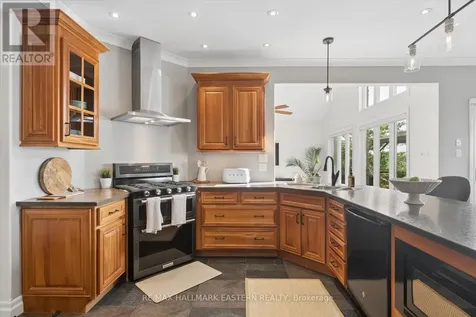 2112 Truman Drive Selwyn ON K0L 2H0