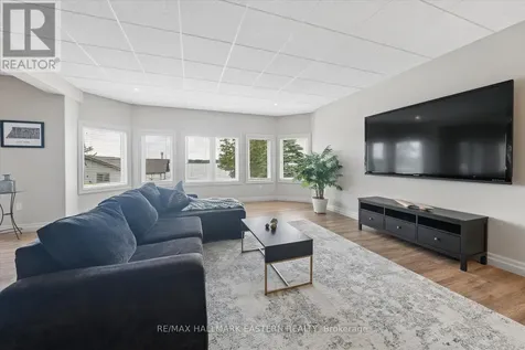 2112 Truman Drive Selwyn ON K0L 2H0