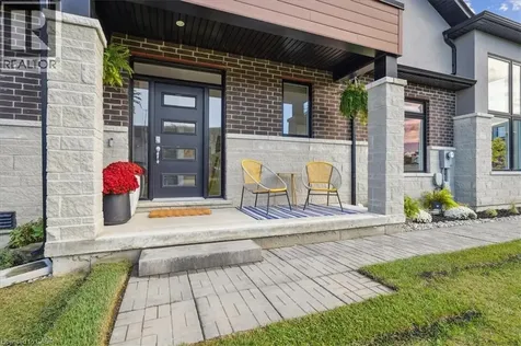 52 Welch Lane Hamilton ON L9C 0G1