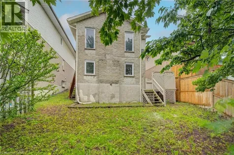 379 Veronica Drive Kitchener ON N2A 2R8