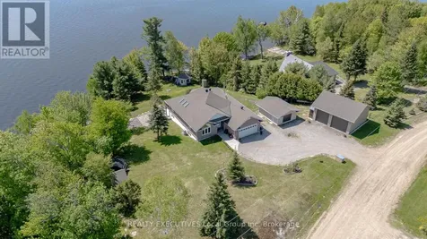 910 Nosbonsing Park Road East Ferris ON P0H 1K0