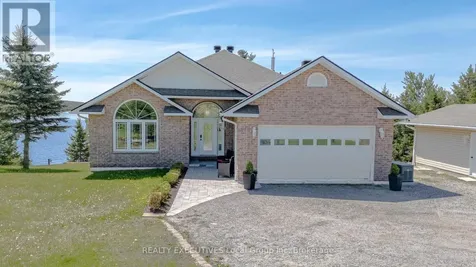 910 Nosbonsing Park Road East Ferris ON P0H 1K0