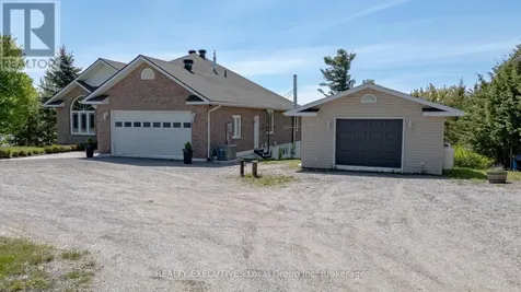910 Nosbonsing Park Road East Ferris ON P0H 1K0