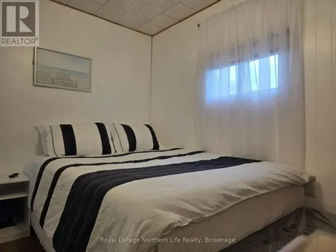 308 Martindale Lane Bonfield ON P0H 1E0
