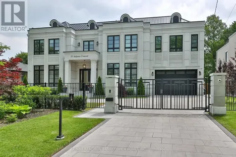 15 Sulgrave Crescent Toronto (st. Andrew-windfields) ON M2L 1W5