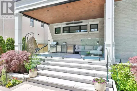 15 Sulgrave Crescent Toronto (st. Andrew-windfields) ON M2L 1W5