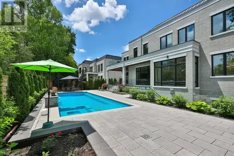 15 Sulgrave Crescent Toronto (st. Andrew-windfields) ON M2L 1W5