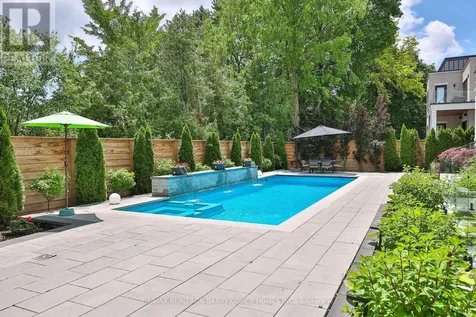 15 Sulgrave Crescent Toronto (st. Andrew-windfields) ON M2L 1W5
