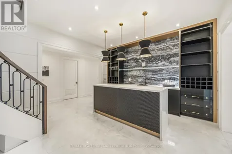 15 Sulgrave Crescent Toronto (st. Andrew-windfields) ON M2L 1W5
