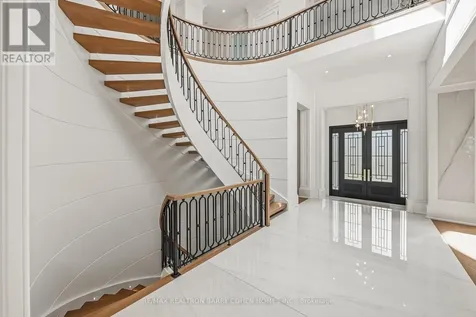 15 Sulgrave Crescent Toronto (st. Andrew-windfields) ON M2L 1W5