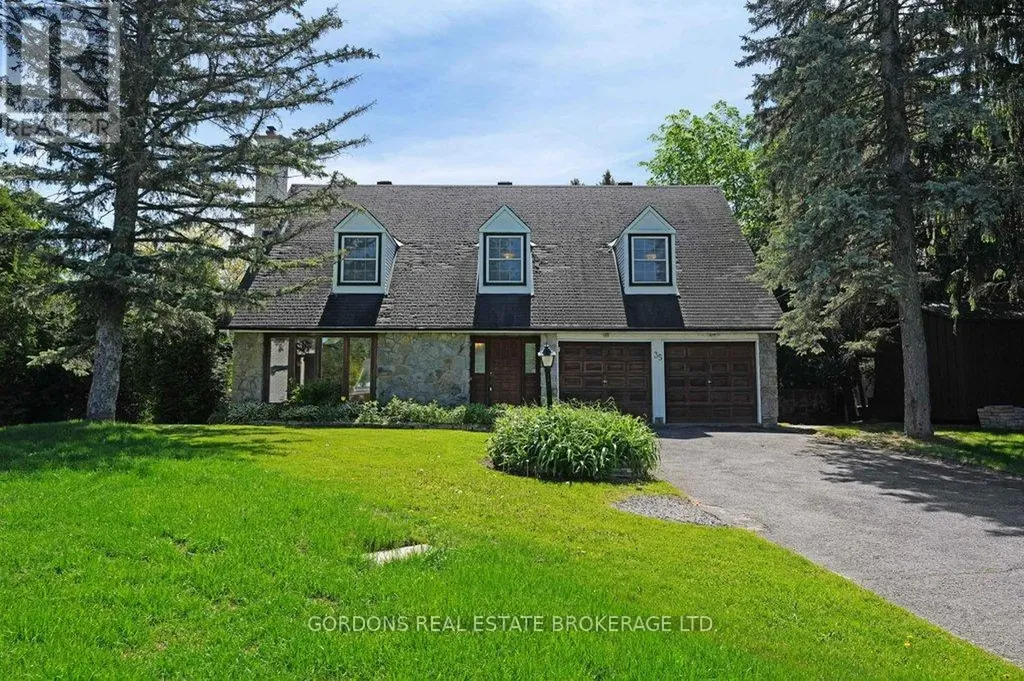 35 Aleutian Road Ottawa ON K2H 7C7