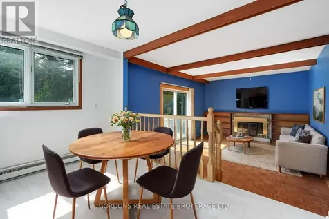 35 Aleutian Road Ottawa ON K2H 7C7
