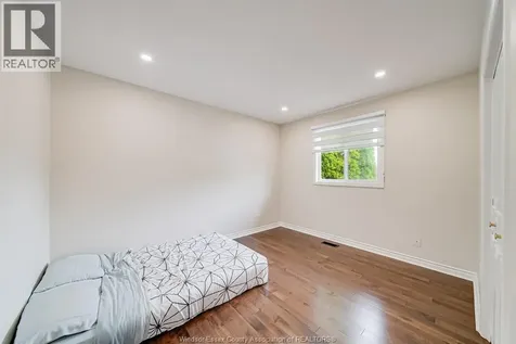2958 Lloyd George Boulevard Windsor ON N8T 2V1