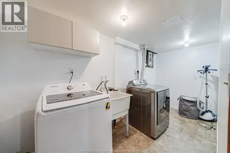 2958 Lloyd George Boulevard Windsor ON N8T 2V1