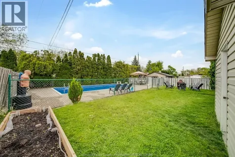 2958 Lloyd George Boulevard Windsor ON N8T 2V1