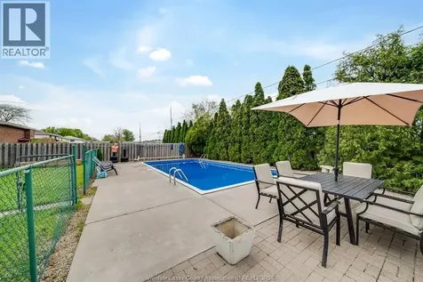 2958 Lloyd George Boulevard Windsor ON N8T 2V1